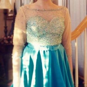 Cocktail / Prom Dress